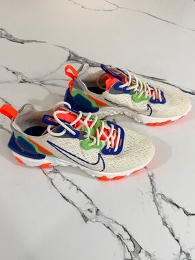 Nike React Vision Sneakers Sz 7.5